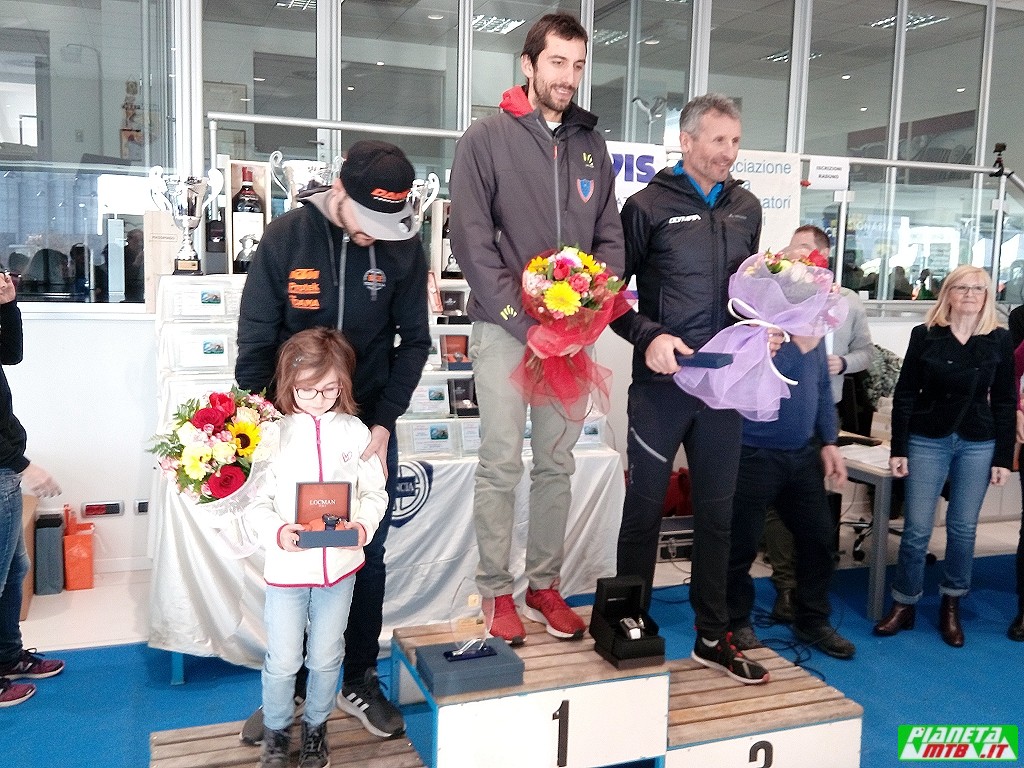 Il podio maschile del 32° Trofeo Autoghinzani con Nicholas Pettinà, Mirko Tabacchi e Marzio Deho